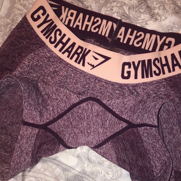 SOLD - Gymshark flex shorts in berry purple - Picture 5 of 6